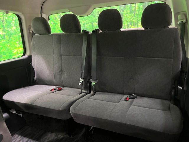 4��ڃV�[�g�͂�������ԗǍD����l�ł��������ƍ����Ē����܂��̂ŁA��l���ł̂��o���������N���N�ł��􂲉Ƒ��ŁA�C�̒m�ꂽ���ԂŁA�h���C�u�ɍs���̂��y���݂ł��ˁ�