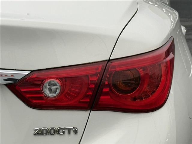 ���Ǝҗl�ւ̔̔��͂��f�肳���Ă��������܂��B �Ԍ������ԗ��̏ꍇ�́A�Ԍ����擾�������x�������z�ŕ\�����Ă���܂��B