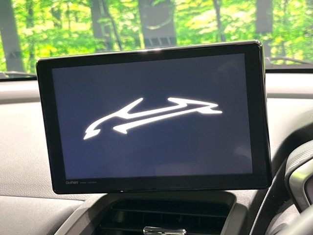 �y�����i�r�z�l�C�̏����i�r�𑕔����Ă���܂��B�i�r�̎g���₷���͂������A�I�[�f�B�I�@�\���[��!�L�����v�◷�s�͂������A�ʋ΂┃�����ȂǕ��i�̃h���C�u���y�����Ȃ�͂���