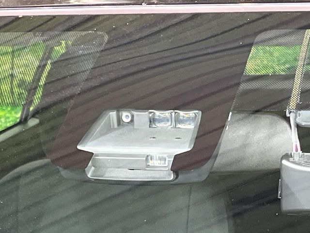 �y�g���^�Z�[�t�e�B�Z���X�z���s���ɑO���̎ԗ�����F�����A�Փ˂������Ȏ��͌x��ƃu���[�L�ŏՓˉ���Ɣ�Q�y�����A�V�X�g�B�����S�Ƀh���C�u�����y���݂��������܂��B