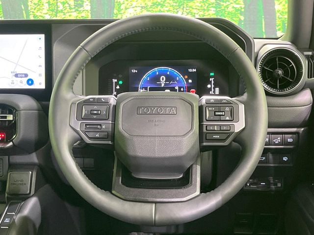 �y�����v�����X�e�A�����O�z�㎿�Ȋv���g�p���邱�ƂŁA��ɂ����������݂ƂĂ��^�]���₷���n���h���ł���