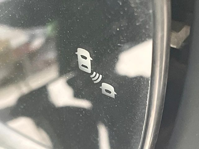 �y������p���m�z���s���A�h�A�~���[�̎��p�ɂȂ�₷���ӏ��Ɍ㑱�Ԃ��ڋ߂���ƃT�C�h�~���[�t�߂Ɍx����\���A�h���C�o�[�ɒ��ӊ��N�����Ă���܂��B