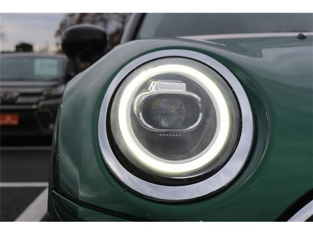 ���Ǝҗl�ւ̔̔��͂��f�肳���Ă��������܂��B �Ԍ������ԗ��̏ꍇ�́A�Ԍ����擾�������x�������z�ŕ\�����Ă���܂��B