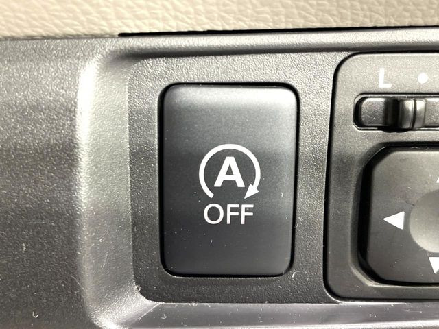 �y�A�C�h�����O�X�g�b�v�z�ԐM����a�؂Œ�Ԃ����ۂɃG���W�����~���A���ʂȔR���̏����}���܂��B�R��������ی�ɂȂ���@�\��G���W���̓u���[�L�𗣂��΍Ďn�����܂��B