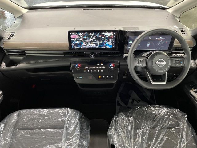 セレナ1.4 e-POWER ハイウェイスターV