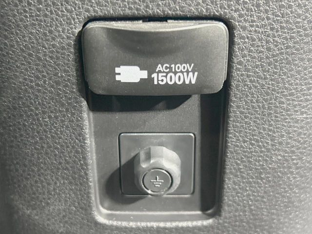 �y�A�N�Z�T���[�R���Z���g�z�L�����v��X�|�[�c�A�A�E�g�h�A�ł̃A�N�e�B�r�e�B�͂������A�ЊQ�E��d�̍ۂɏ����ɂ��Ȃ�AC100V�R���Z���g�𑕔���P�[�^�C��^�u���b�g�A�Q�[���@��̏[�d�ɂ���