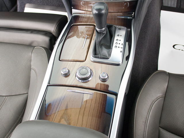 �V�t�g����ł��B�ؖڃp�l�������܂��č����������������܂�!