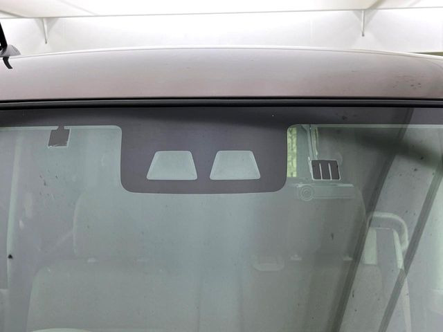 �y�X�}�[�g�A�V�X�g�z���s���ɑO���̎ԗ�����F�����A�Փ˂������Ȏ��͌x��ƃu���[�L�ŏՓˉ���Ɣ�Q�y�����A�V�X�g�B�����S�Ƀh���C�u�����y���݂��������܂��B