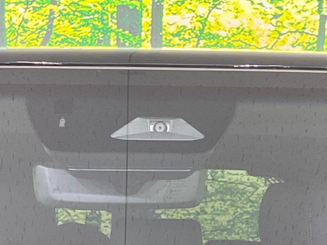 �y�v���N���b�V���Z�[�t�e�B�z�O���̎ԗ��������m���A�Փ˂������Ȏ��͌x��Œ��ӂ𑣂��A�u���[�L�𓥂ޗ͂��T�|�[�g�B�u���[�L�𓥂߂Ȃ������ꍇ�͏Փ˔�Q�y���u���[�L���쓮�A�Փˉ�����T�|�[�g���܂��B