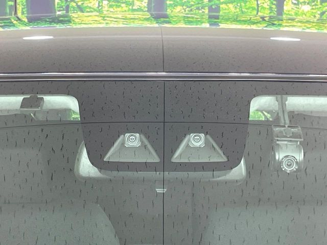 �y�X�}�[�g�A�V�X�g�z���s���ɑO���̎ԗ�����F�����A�Փ˂������Ȏ��͌x��ƃu���[�L�ŏՓˉ���Ɣ�Q�y�����A�V�X�g�B�����S�Ƀh���C�u�����y���݂��������܂��B