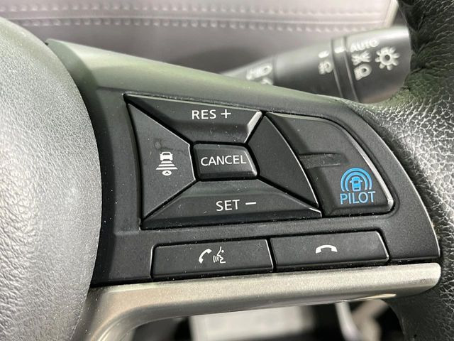 �y�v���p�C���b�g�z�������H�ł̒��������s���y��!!�a�؎��Ə��񑖍s�̃V�[���ŁA�A�N�Z���E�u���[�L�E�X�e�A�����O�������Ő��䂵�A�������^�]�̕��S���y�����Ă���܂���