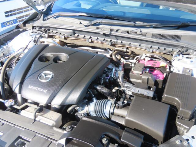 �G���W�����[�������ꂢ�ł���B�@�֋@�\�n���ǍD�ł��B�[�ԑO�ɓ_���������s���܂��B�G���W���I�C���E�I�C���t�B���^�[�E�G�A�R���t�B���^�[�E���C�p�[�S���͕K�������v���܂�(�G�A�R���t�B���^�[�́A�����Ԃ̂�)