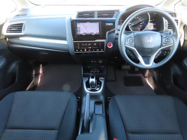 フィット1.5 ハイブリッド F