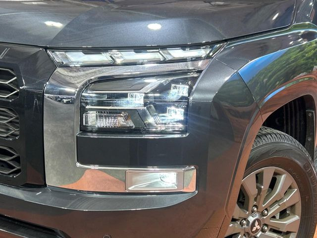 �yLED�w�b�h���C�g�z���V����ԑ��s�����ǍD�Ȏ��E���m�ۂ����S���ĉ^�]�ł��鍂�P�xLED�w�b�h���C�g�𑕔�!�_�����x�������A����d�͂��}�����Ă��܂��B