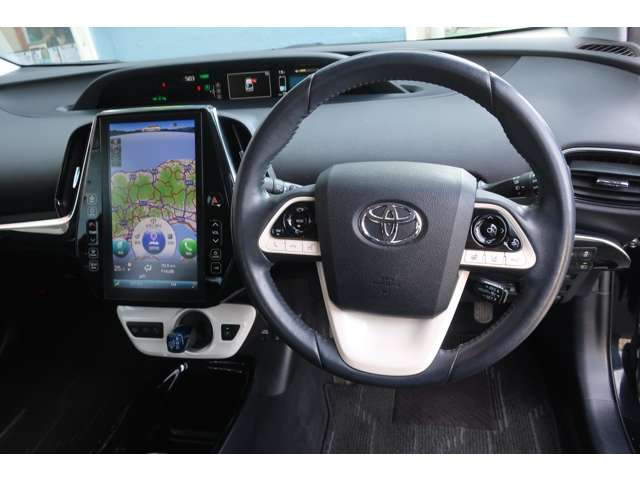 プリウスPHV1.8 A