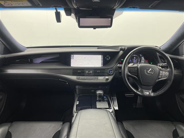 LS500h Fスポーツ 4WD