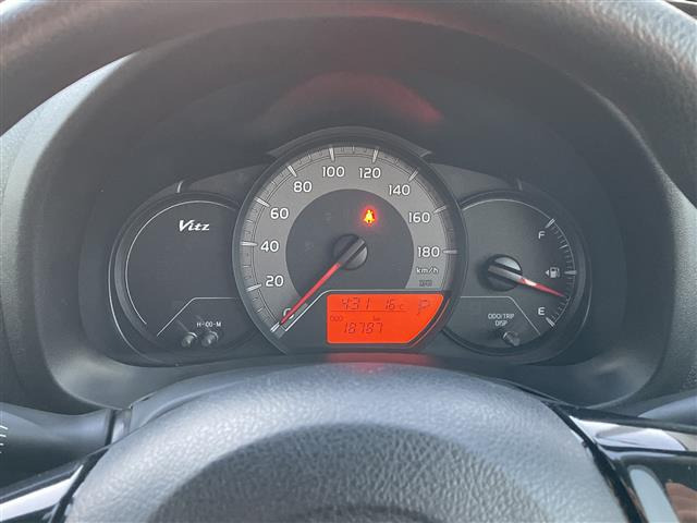 ヴィッツ1.3 F セーフティ エディション 4WD