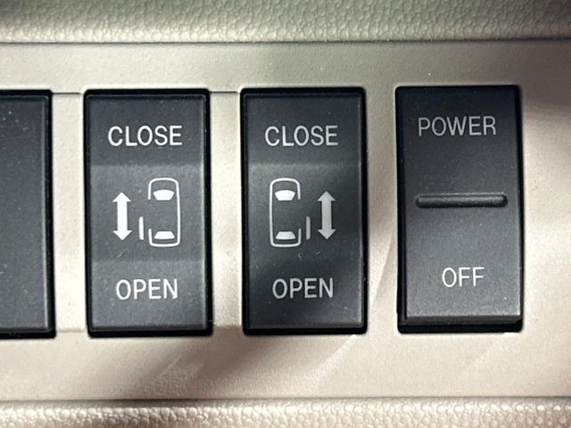 �y�����p���[�X���C�h�h�A�z�X�}�[�g�L�[��^�]�Ȃ̃X�C�b�`�Ō�ȗ����X���C�h�h�A�̊J���\���d��������͂����ăh�A���J����K�v�������A�����Ȃ��q�l�ł��ȒP�ɊJ���߂ł����K�ł���