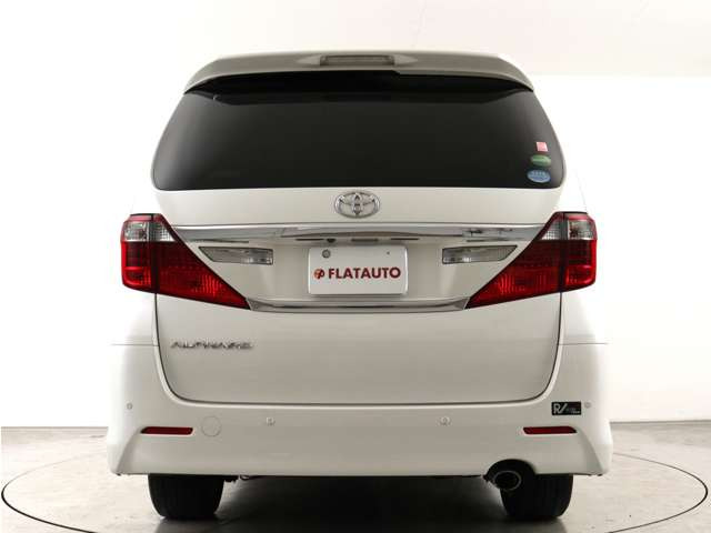 前後ドライブレコーダーもお取り付けできます!安心安全なカーライフには必需品ですね!