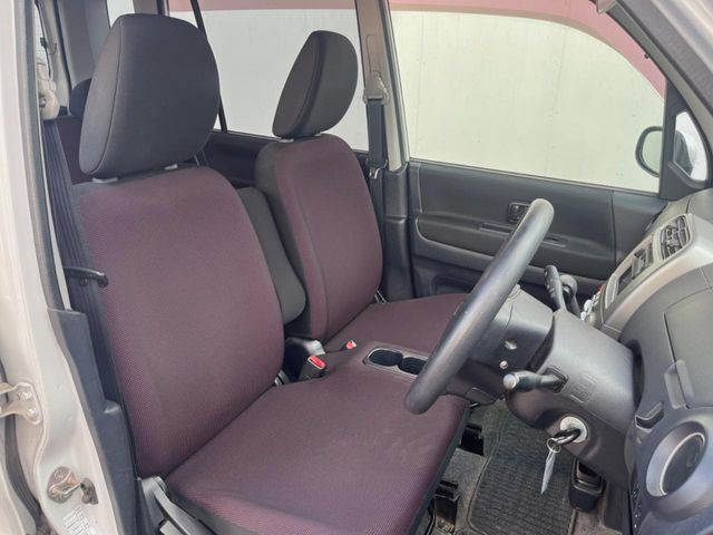 �^�]�ȃV�[�g���͎g�p�������Ȃ��A�ǍD�ȏ�ԂƂȂ��Ă��܂��B���J�Ɏg���Ă������Ƃ��悭�킩��܂��ˁB