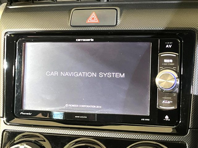 �y�i�r�Q�[�V�����z�g���₷���i�r�ŖړI�n�܂ł�������ē����Ă���܂��B�e��I�[�f�B�I�Đ��@�\���[�����Ă���A���Ԃ̉^�]������Ɋy�����Ȃ�܂�!!