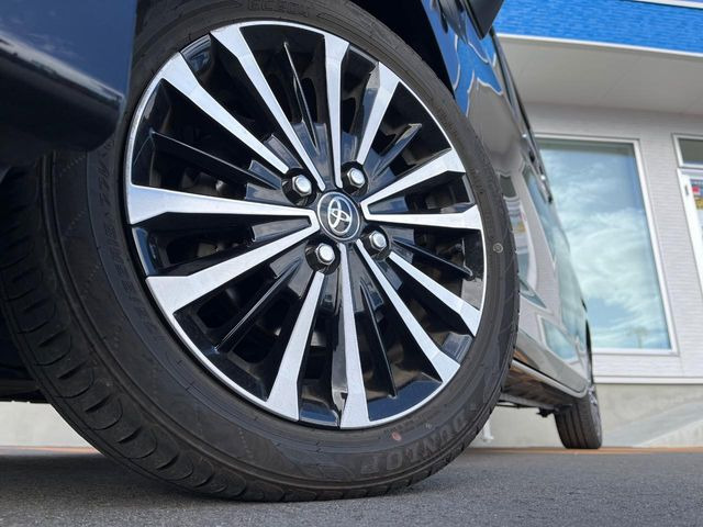 �y����15�C���`�A���~�z�C�[���z�O�ςɃ}�b�`���������A���~�z�C�[���𑕒����Ă���܂��B�e��ЊO�A���~�z�C�[����A�X�^�b�h���X�^�C�����戵�����Ă���܂��B���񂲑��k����������