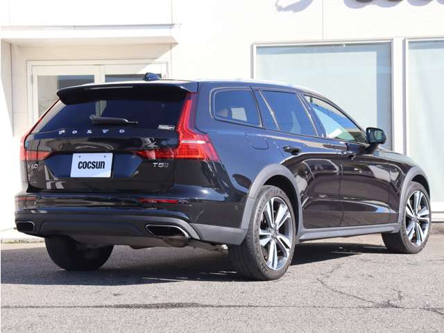 �G���W���I�C���̓t�����X��MOTUL(���`���[��)���g�p���Ă��܂��B�V���{���{�e���f���ɓK������قȂ�S�x�̃I�C�������p�ӂ��Ă��܂��B