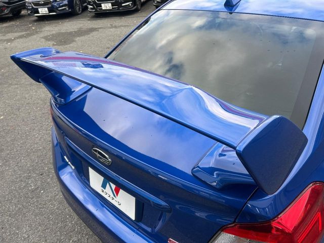 �y��^�����X�|�C���[�z�X�|�[�c�J�[�炵�����O�b�ƈ�������^�����X�|�C���[�𑕒��􍂑����s���̃X�^�r���e�B(���s���萫)����ɖ𗧂��܂��B