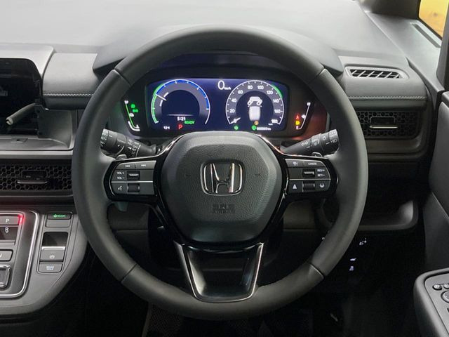 �y�����v�����X�e�A�����O�z�㎿�Ȋv���g�p���邱�ƂŁA��ɂ����������݂ƂĂ��^�]���₷���n���h���ł���