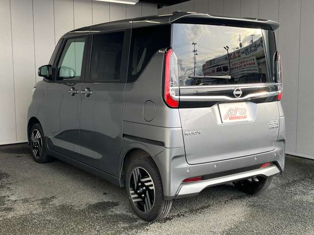 �l�C��4WD�A�y�����ԁA�R���p�N�g�J�[�ASUV�A�Z�_���A�~�j�o���A�A���Ԃ܂ŕ��L����葵���Ă���܂��B