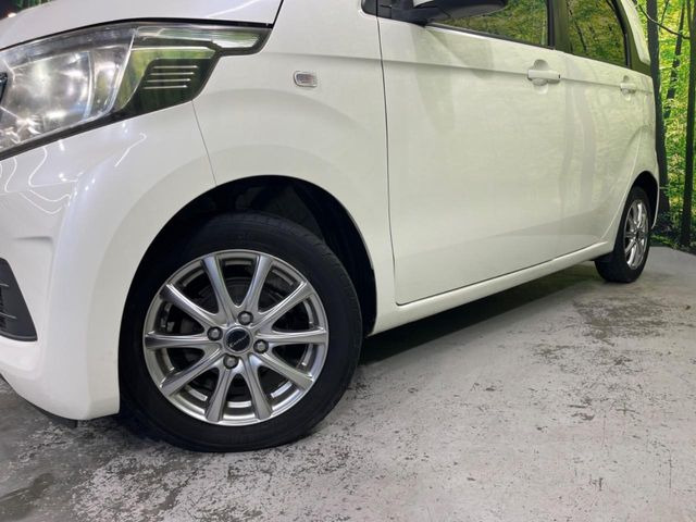 �y14�C���`�A���~�z�C�[���z�O�ςɃ}�b�`�����A���~�z�C�[���𑕒����Ă���܂��B�e��A���~�z�C�[����A�X�^�b�h���X�^�C�����戵�����Ă���܂��B���񂲑��k����������