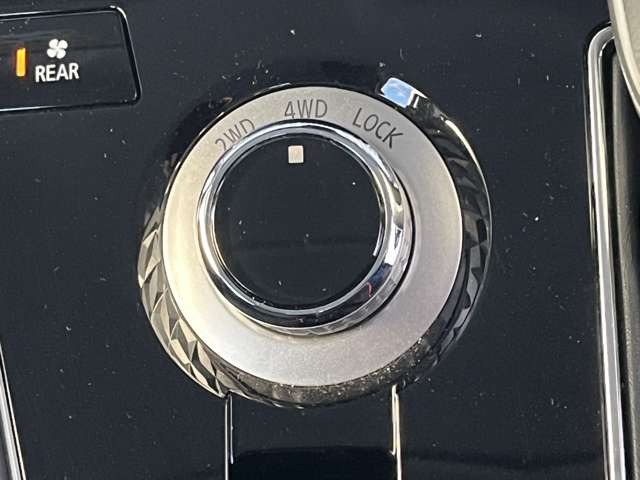 2WD�A4WD�؂�ւ��ȒP!