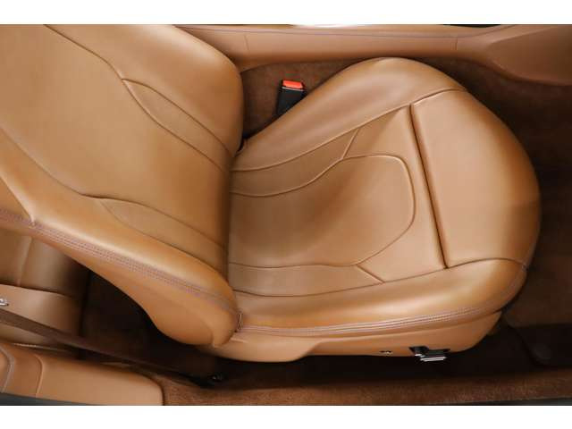 �㎿���Ɖ��K����ǋ���������ȁB�t���d��������V�[�g�q�[�^�[������A����҂��D��ł������Ƃ����h���C�u�����y���݂��������܂��B