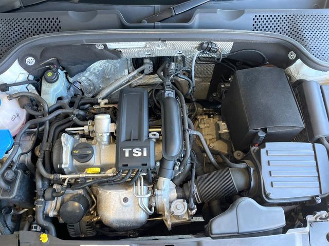 �����X�ł́A�e���[�J�[�̐�p�f�f�e�X�^�[�𓱓��B���Ǝ��i�����e�N�j�J���X�^�b�t���풓���Ă���܂��̂ŁA������̍ۂɂ����S���Ă����p���������܂��B