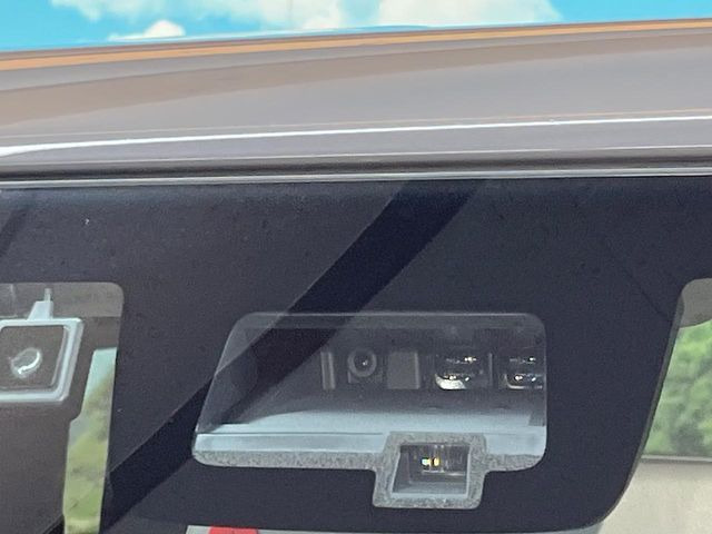 �y�X�Y�L �Z�[�t�e�B�T�|�[�g�z���s���ɑO���̎ԗ�����F�����A�Փ˂������Ȏ��͌x��ƃu���[�L�ŏՓˉ���Ɣ�Q�y�����A�V�X�g�B�����S�Ƀh���C�u�����y���݂��������܂��B