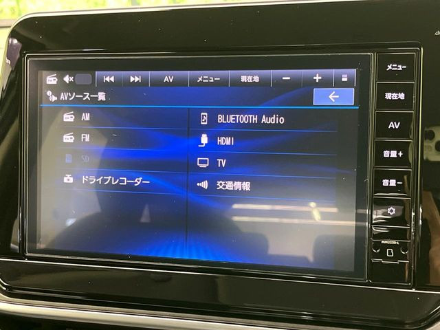 �y����11�^�i�r�z�l�C�̏����i�r�𑕔����Ă���܂��B�i�r�̎g���₷���͂������A�I�[�f�B�I�@�\���[��!�L�����v�◷�s�͂������A�ʋ΂┃�����ȂǕ��i�̃h���C�u���y�����Ȃ�͂���