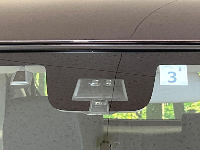 �y���[�_�[�u���[�L�T�|�[�g�z���s���ɑO���̎ԗ�����F�����A�Փ˂������Ȏ��͌x��ƃu���[�L�ŏՓˉ���Ɣ�Q�y�����A�V�X�g�B�����S�Ƀh���C�u�����y���݂��������܂��B