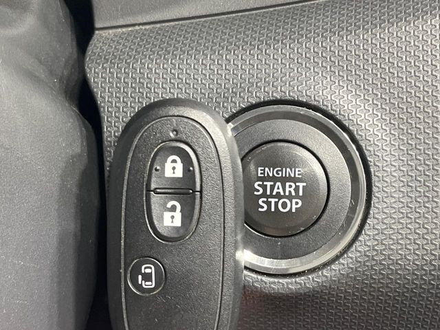 �y�L�[���X�X�^�[�g�V�X�e���z�J�o����|�P�b�g�ɓ��ꂽ�܂܂ł��h�A�̎{���E�������\�ȃX�}�[�g�L�[�𑕔��B�G���W���̃I���E�I�t�����J�M�����o���K�v����������Ƃ��Ă��֗��ł���