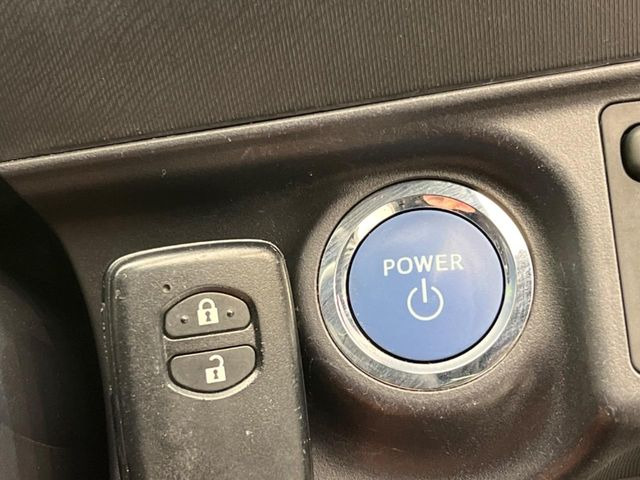 �y�X�}�[�g�L�[�z�J�o����|�P�b�g�ɓ��ꂽ�܂܂ł��h�A�̎{���E�������\�ȃX�}�[�g�L�[�𑕔��B�G���W���̃I���E�I�t�����J�M�����o���K�v����������Ƃ��Ă��֗��ł���