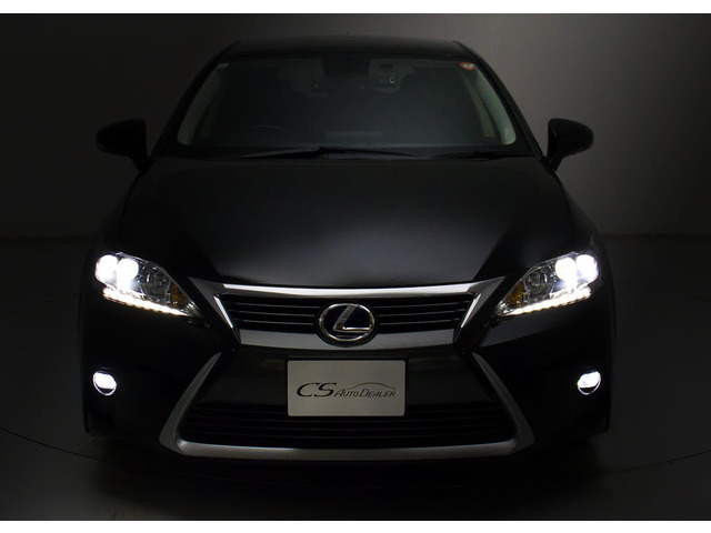 �t�����g�r���[�̑��݊���������������!!�w�b�h���C�g�͎��E�ǍD�̃��C�g�A����Ƀt�H�O���C�g���ځB�f�U�C�����������̂������ł��B