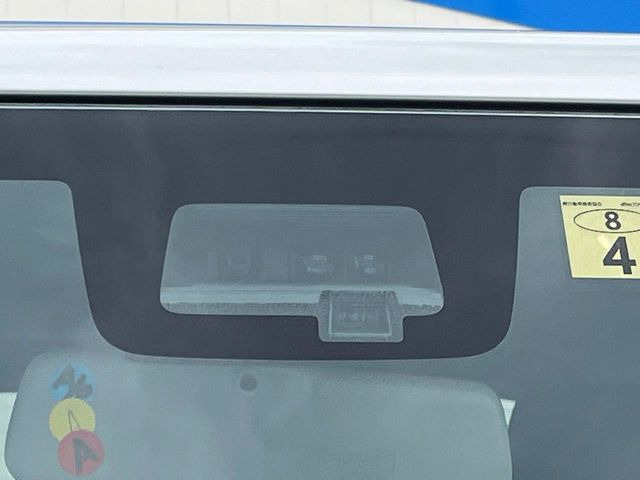 �y�X�Y�L �Z�[�t�e�B�T�|�[�g�z���s���ɑO���̎ԗ�����F�����A�Փ˂������Ȏ��͌x��ƃu���[�L�ŏՓˉ���Ɣ�Q�y�����A�V�X�g�B�����S�Ƀh���C�u�����y���݂��������܂��B