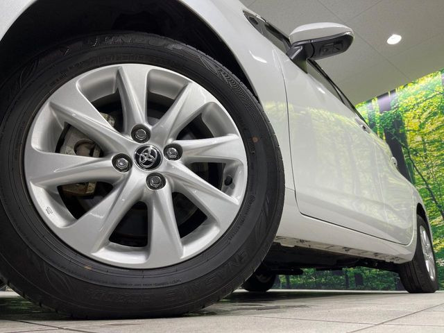 �y����15�C���`�A���~�z�C�[���z�O�ςɃ}�b�`���������A���~�z�C�[���𑕒����Ă���܂��B�e��ЊO�A���~�z�C�[����A�X�^�b�h���X�^�C�����戵�����Ă���܂��B���񂲑��k����������