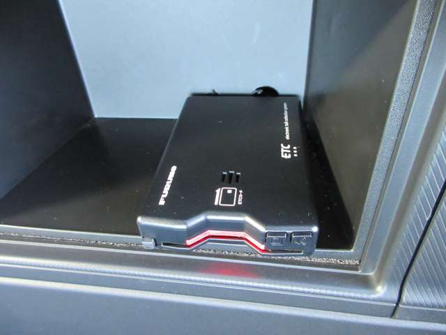 アトラス3.0 ワイド フルフラットロー DX ディーゼル