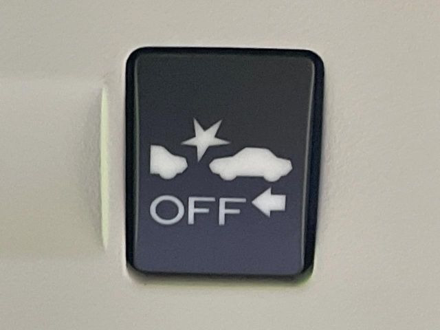 �y�A�C�T�C�gVer2�z�O���̎ԗ��������m���A�Փ˂������Ȏ��͌x��Œ��ӂ𑣂��A�u���[�L�𓥂ޗ͂��T�|�[�g�B�u���[�L�𓥂߂Ȃ������ꍇ�͏Փ˔�Q�y���u���[�L���쓮�A�Փˉ�����T�|�[�g���܂��B