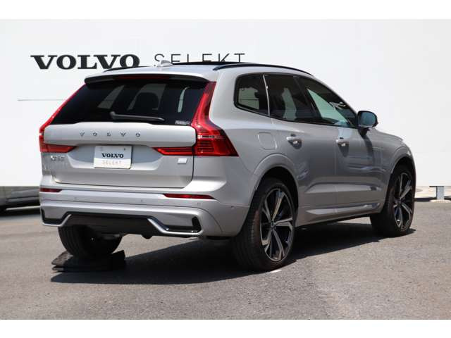 XC60リチャージ アルティメット T6 AWD PHEV 4WD