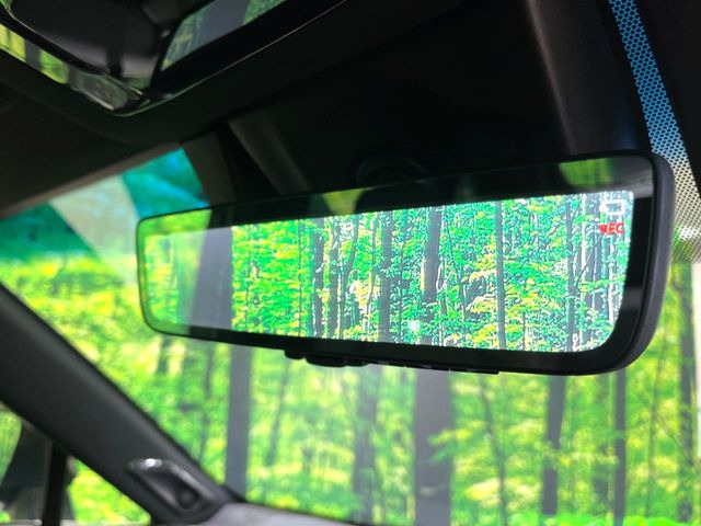 �y�f�W�^���C���i�[�~���[�z�J�������B�e�����ԗ�����̉f�������[���~���[���ɕ\���B�N���A�Ȏ��E�ŏ󋵂̊m�F���\�ł�!���h�����R�@�\�����p�ɂ͕ʓrSD�J�[�h�����p�ӂ��������ꍇ������܂��B