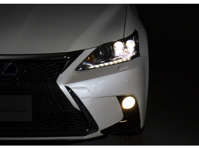 �t�����g�r���[�̑��݊���������������!!�w�b�h���C�g�͎��E�ǍD�̃��C�g�A����Ƀt�H�O���C�g���ځB�f�U�C�����������̂������ł��B