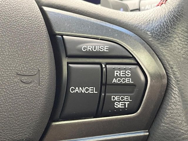 �y�N���[�Y�R���g���[���z�������H�����N���N���s�B�A�N�Z���𗣂��Ă���葬�x�ő��s���ł��A�������^�]���̕��S���y��!�����E�������ȒP�ȃX�C�b�`����Œ����ł��܂��B