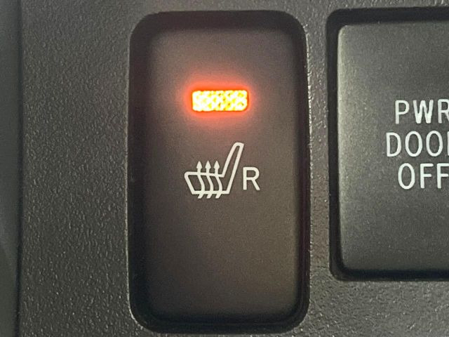 �y�V�[�g�q�[�^�[�z�������ɏd�󂷂�V�[�g�q�[�^�[!�G�A�R����葁�����܂��Ă����̂Ŋ�����̐l�����S�ł��ˁ�G�A�R���̉����͊������邩����A�Ƃ������ɂ����������߂ł��B