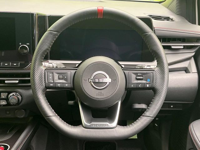 �y�����v�����X�e�A�����O�z�㎿�Ȋv���g�p���邱�ƂŁA��ɂ����������݂ƂĂ��^�]���₷���n���h���ł���